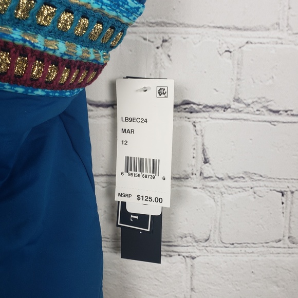 La Blanca Light Blue, V-Neck One Piece Swimsuit - Picture 7 of 7